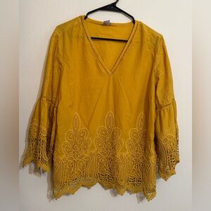 Chico’s Mustard Yellow V-Neck Lace Trim Women's Top 2
